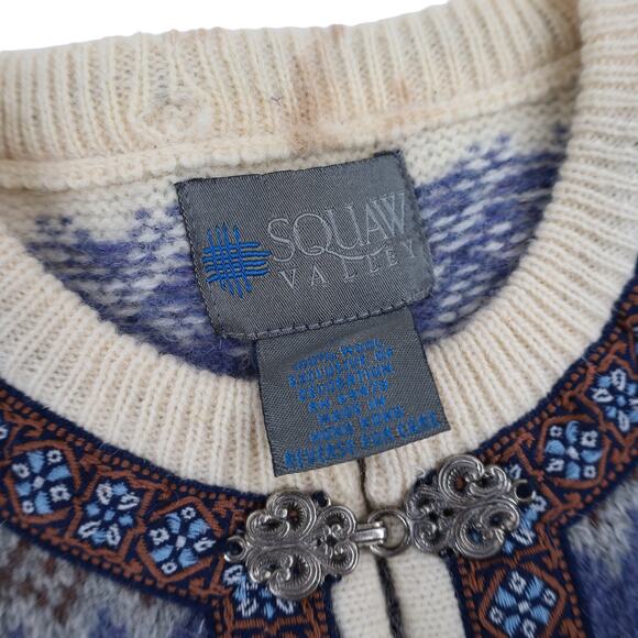 Vintage Squaw Valley Nordic Snowflake Metal Clasp Wool Sweater - Picture 5 of 8